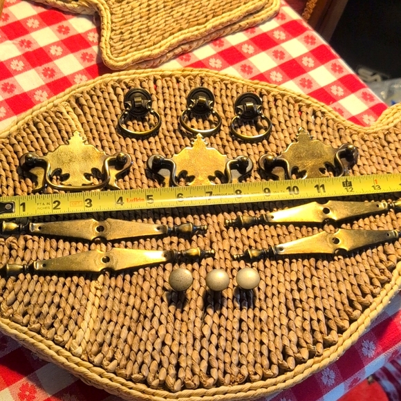 Antique Brass Hardware - Picture 11 of 12